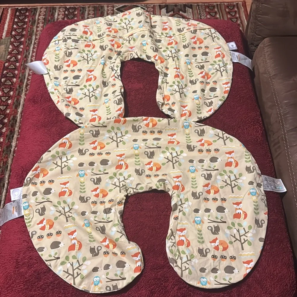 EUC - 2 Fox Print Feeding, Propping, Tummy Time, Sitting -Nursing Pillow Cover - Picture 5 of 6